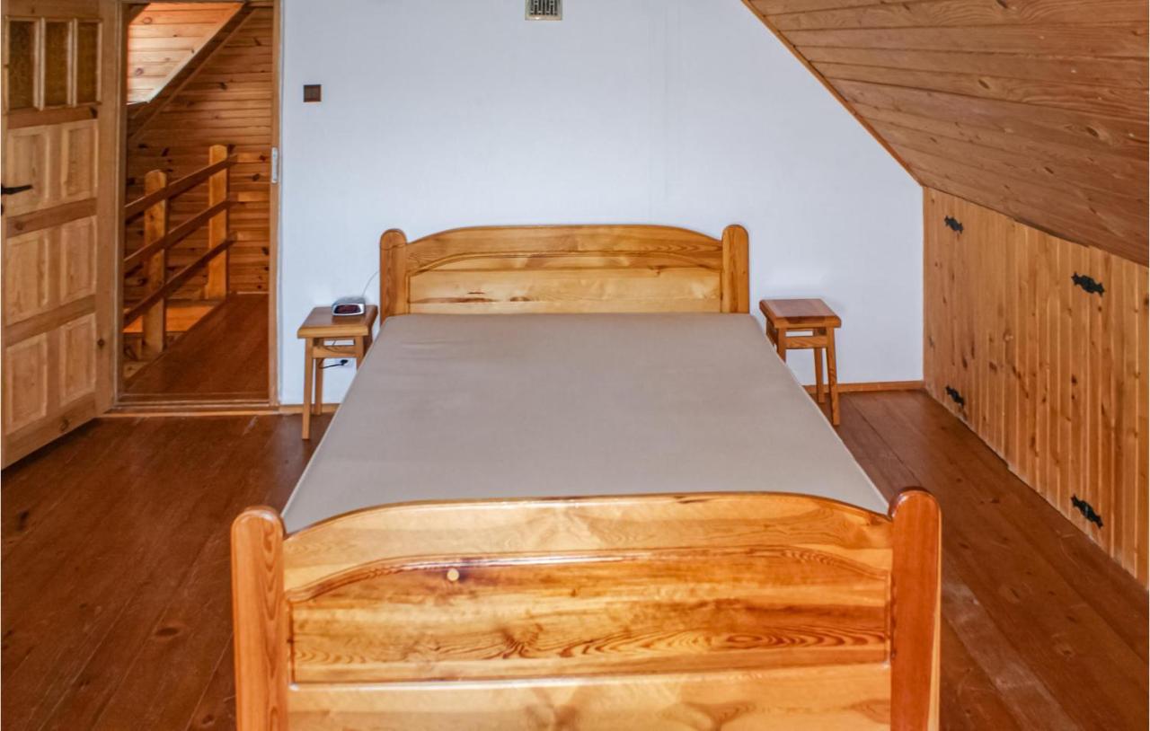 4 Bedroom Amazing Home In Biskupiec Biesowko Екстер'єр фото