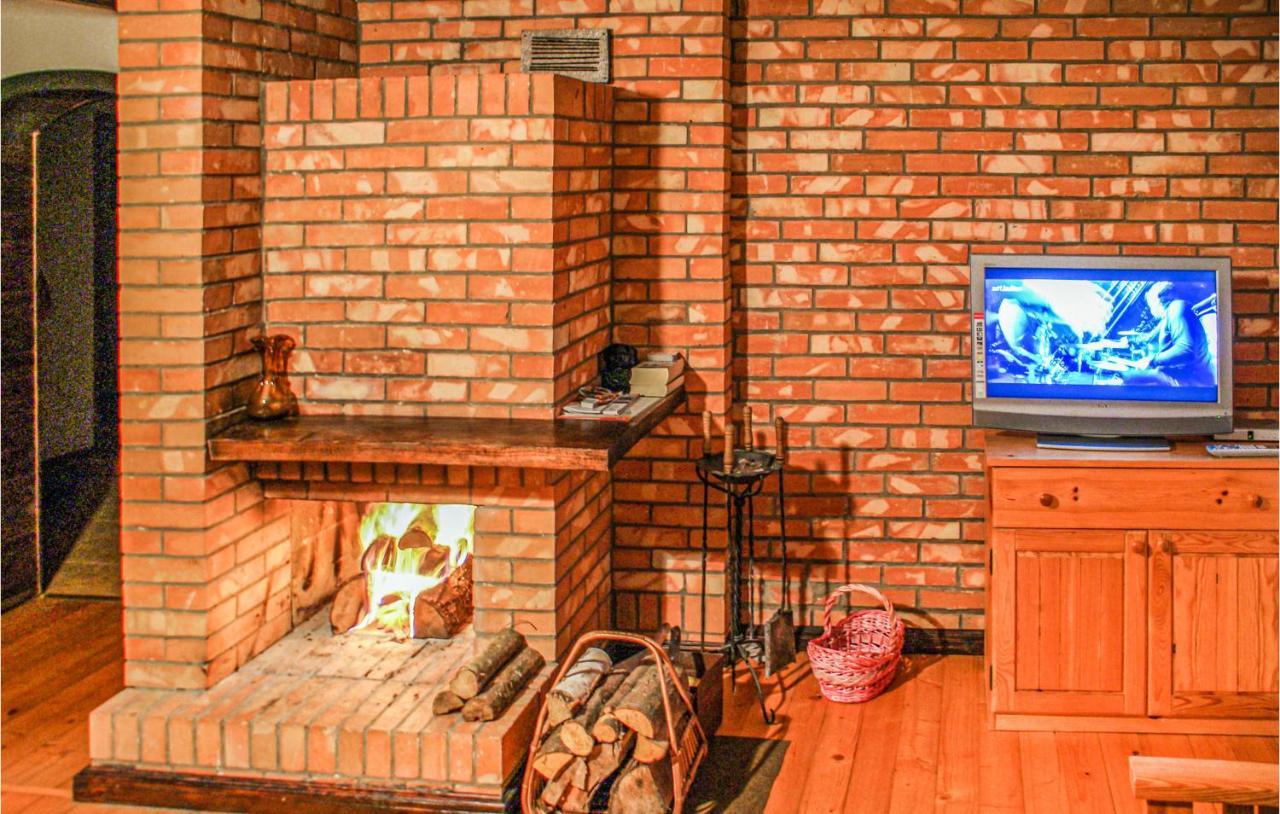 4 Bedroom Amazing Home In Biskupiec Biesowko Екстер'єр фото